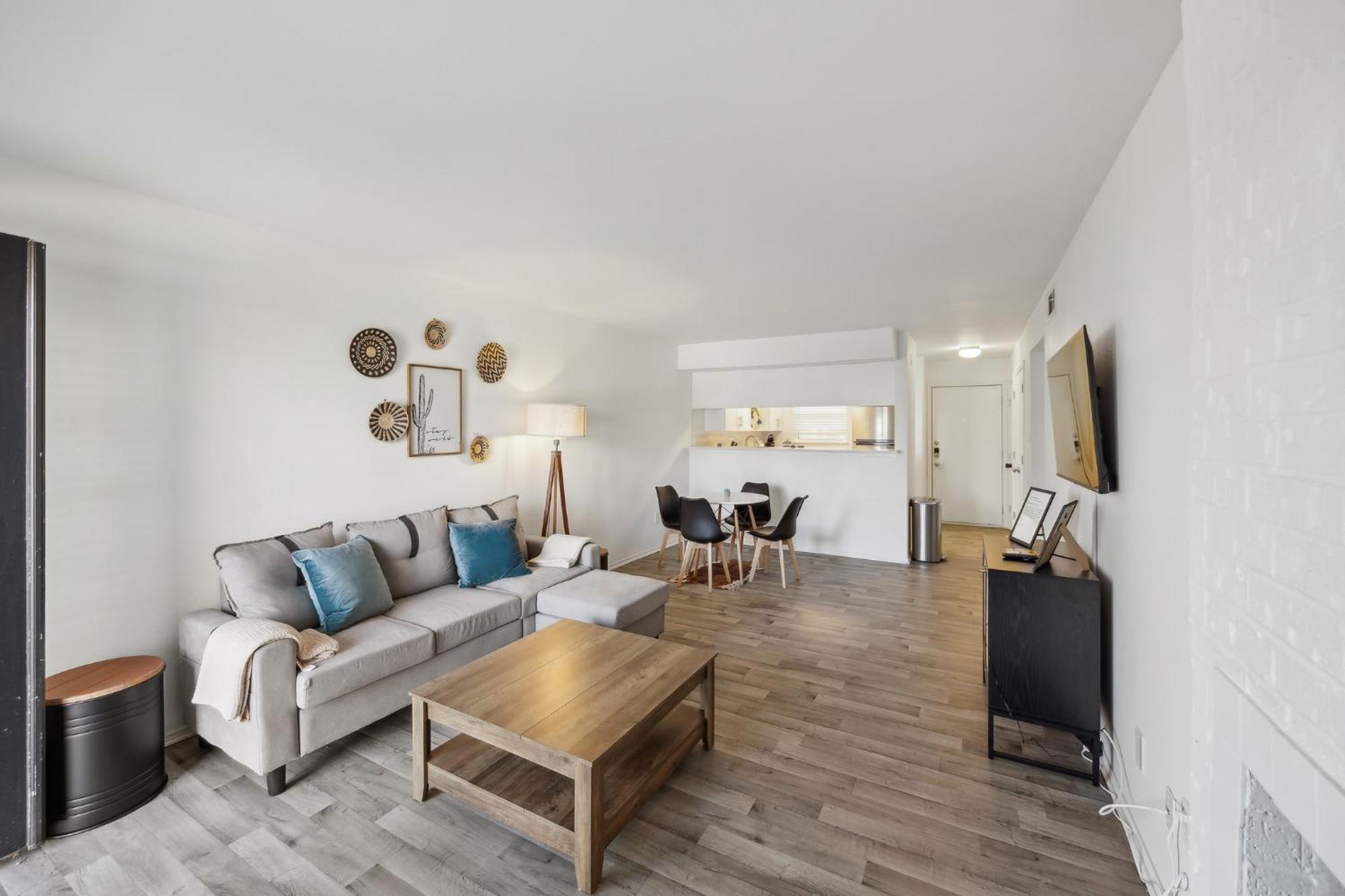 Apartment The Landry 100 Spacious And Cozy 2 Bedroom 2bth *