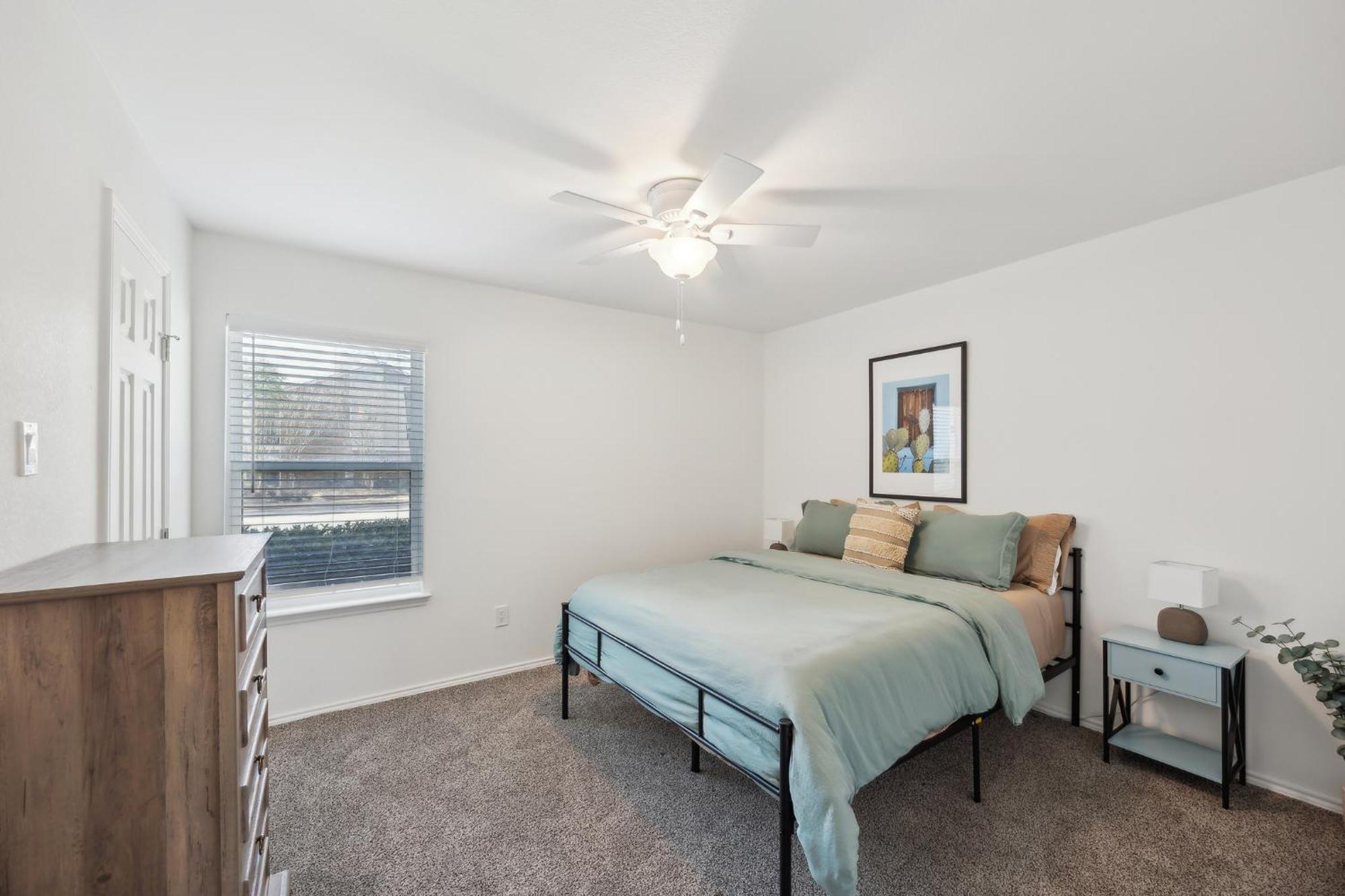 The Landry 100 Spacious And Cozy 2 Bedroom 2bth Apartment Arlington