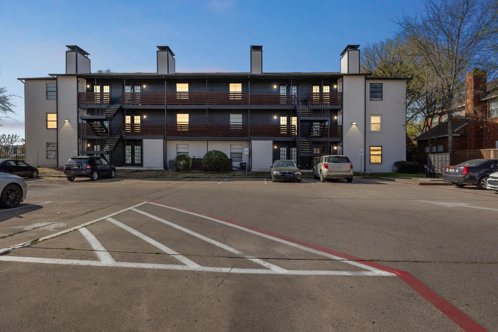 Apartment The Landry 100 Spacious And Cozy 2 Bedroom 2bth *