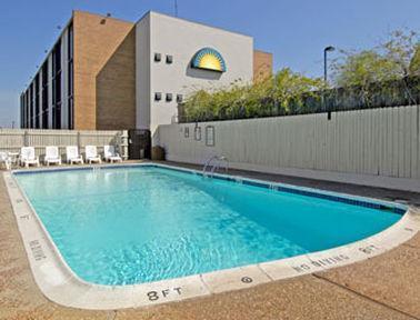 Hotel 6 Tx Entertainment District 2*
