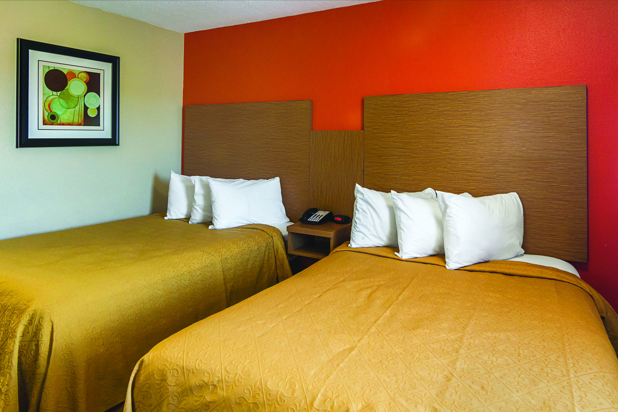 Hotel Days & By Wyndham Near Six Flags