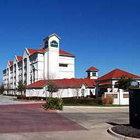 Hotel La Quinta By Wyndham Dallas South 3*