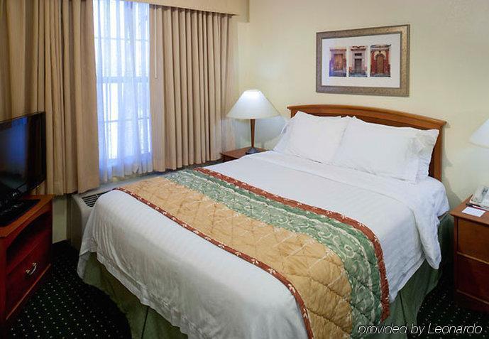 Hotel Towneplace Dallas North 3*