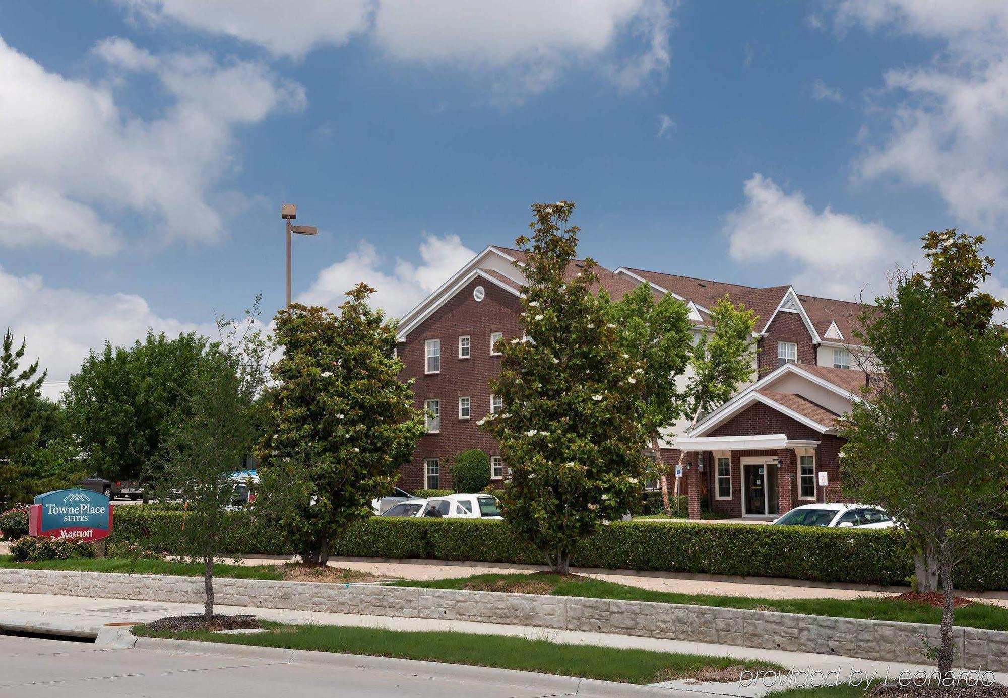 Hotel Towneplace Dallas North 3*