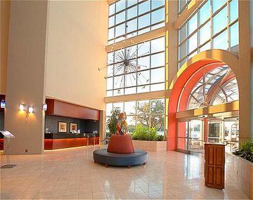 Crowne Plaza By Ihg Hotel 4*