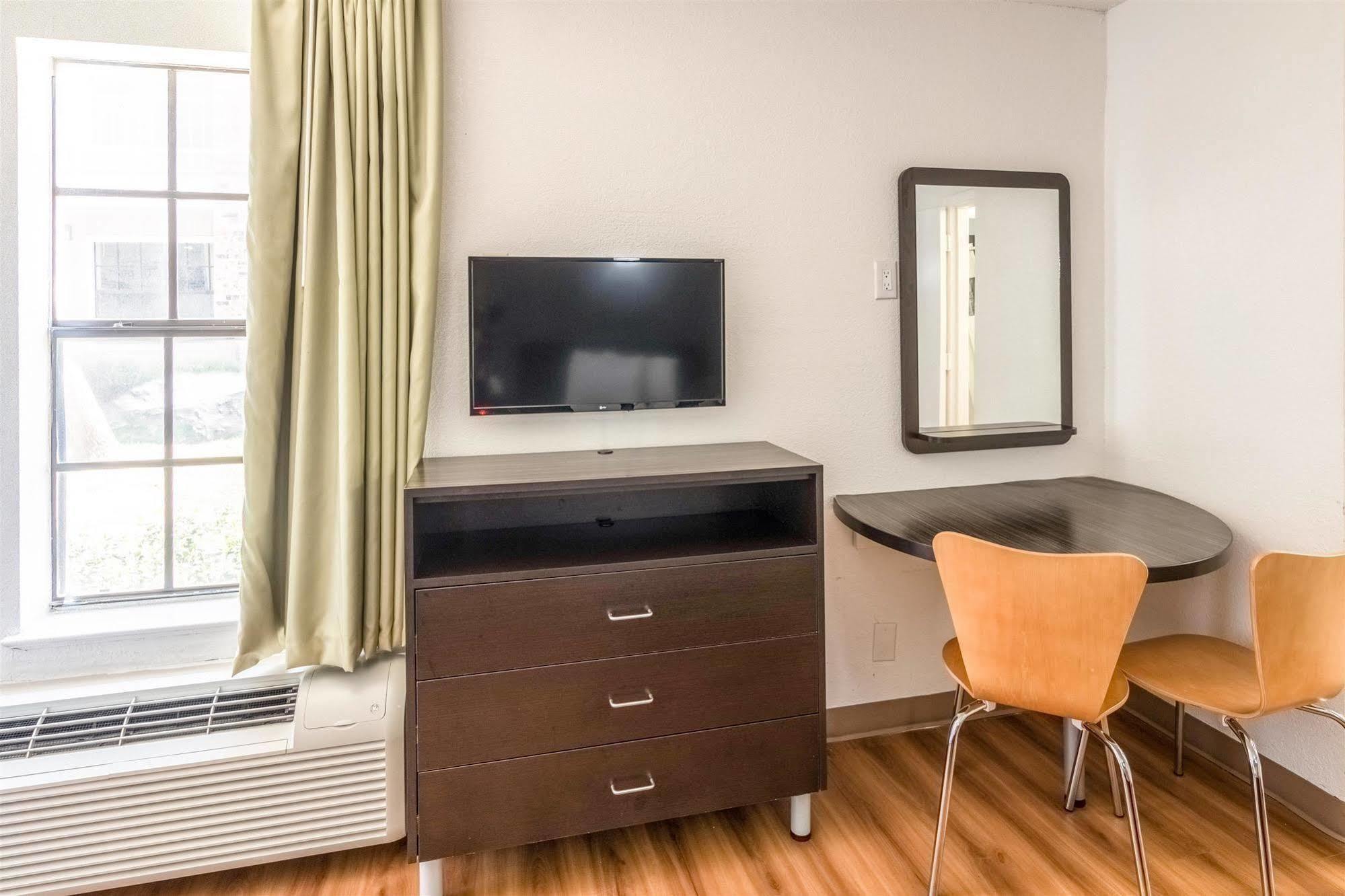 6-arlington, Tx Hotel 2*