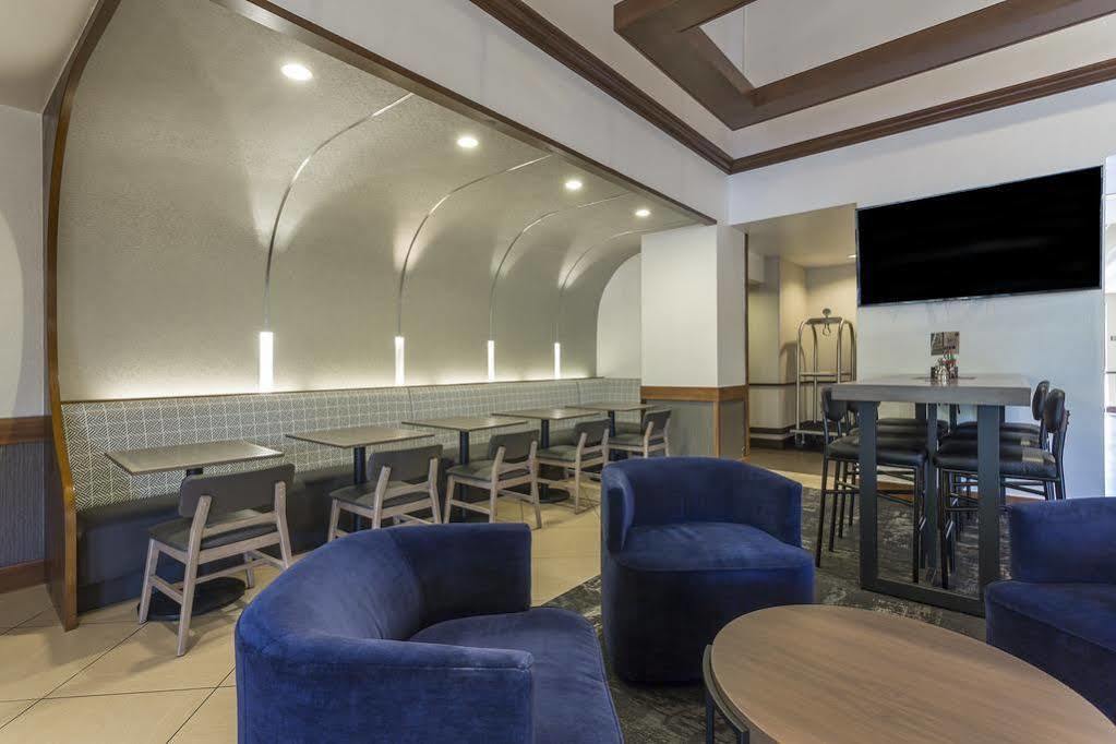 Hyatt Place Dallas/north Arlington/grand Prairie