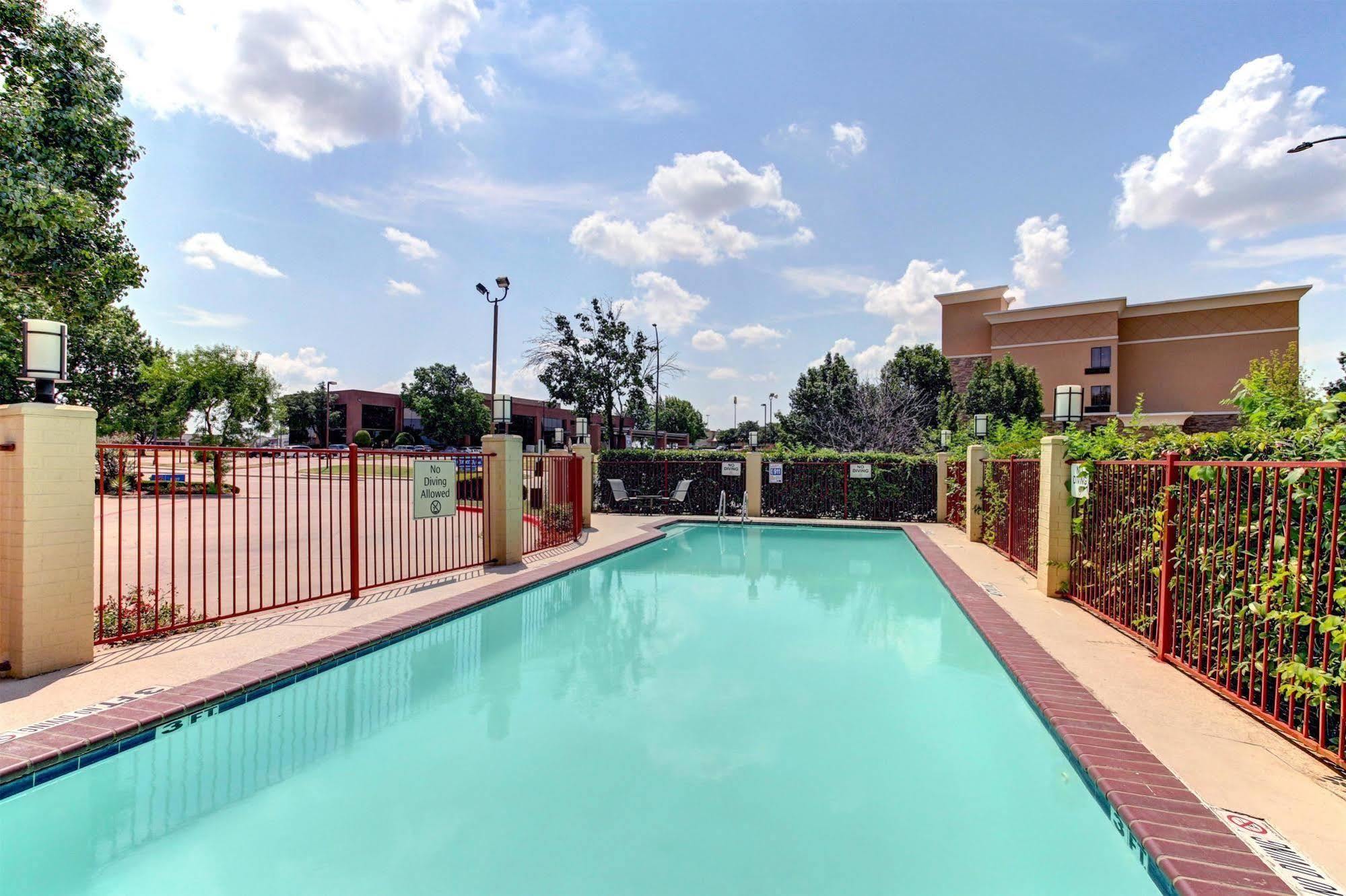 6-arlington, Tx Hotel