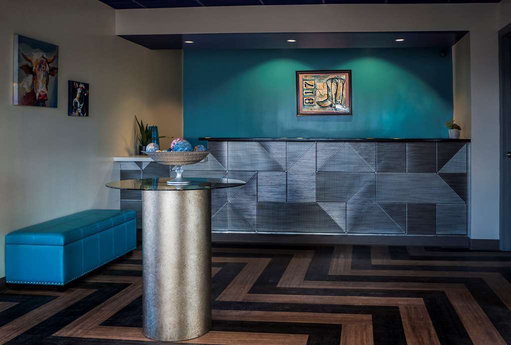 Hotel 6 Tx Entertainment District 2*