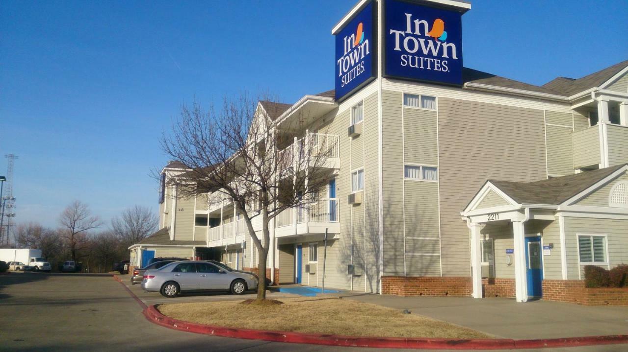 Hotel Intown Extended Tx - Six Flags 2*