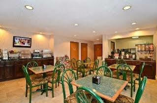 Hotel 6-arlington, Tx 2*