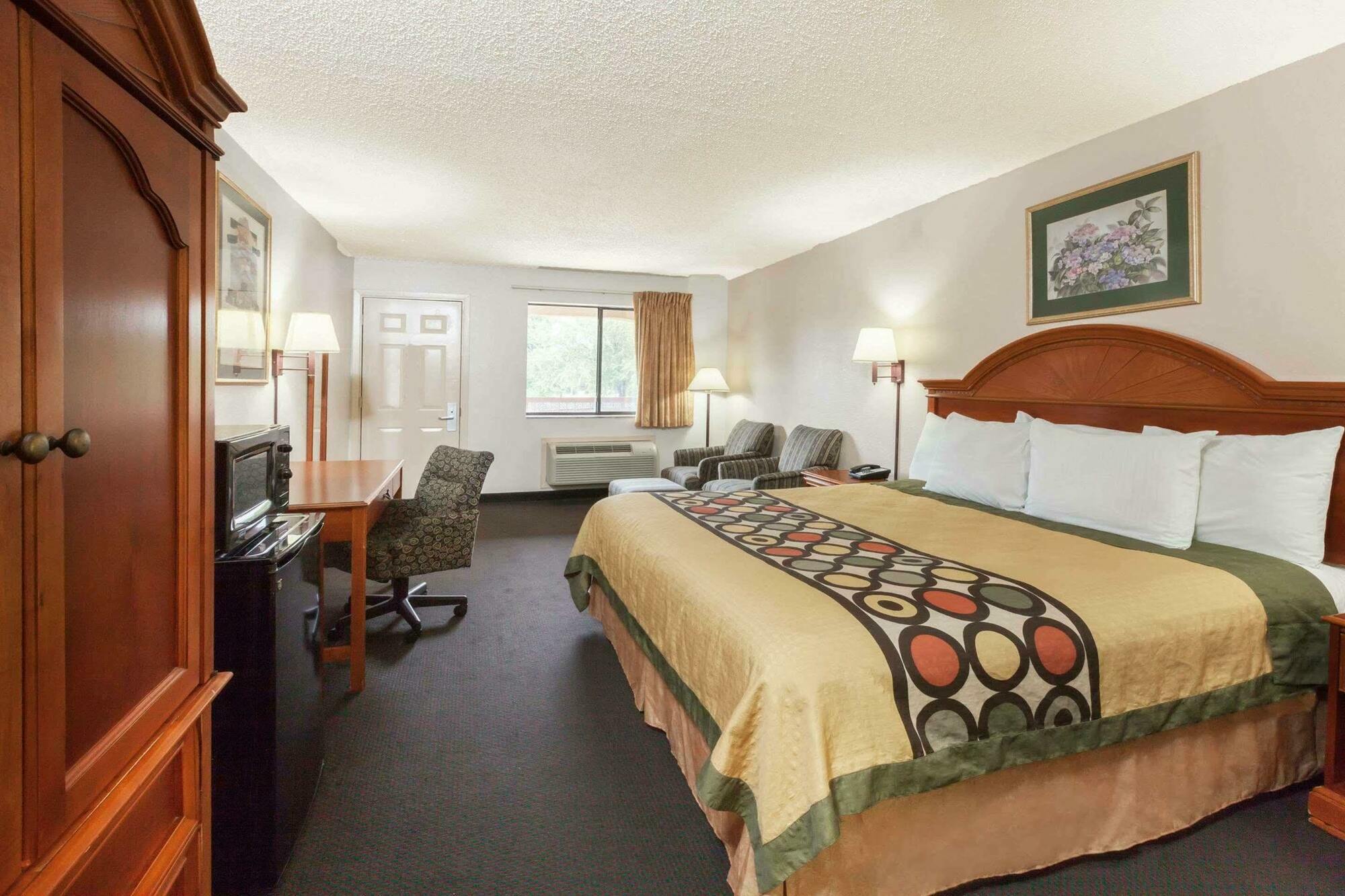 Hotel Super 8 By Wyndham East Arlington