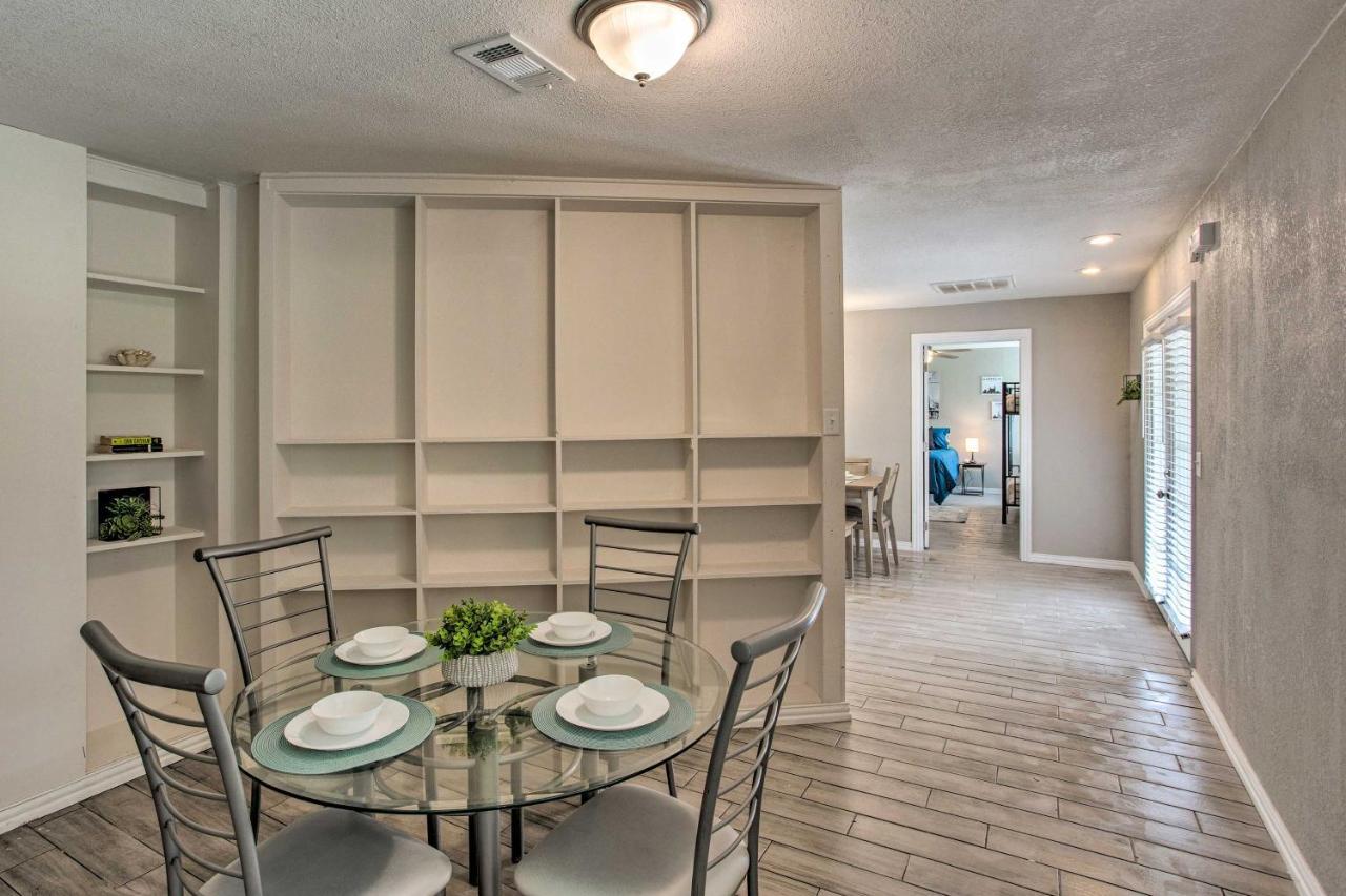 With Yard Walk To Cowboys Stadium! Holiday home Arlington